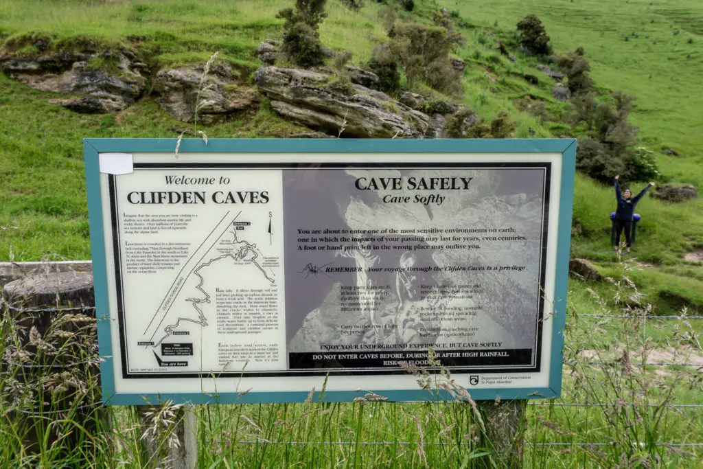 Map and signage for the Clifden Caves