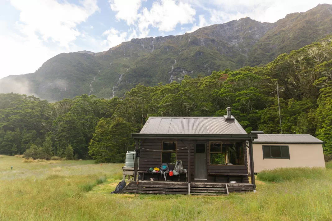 Top Forks Hut